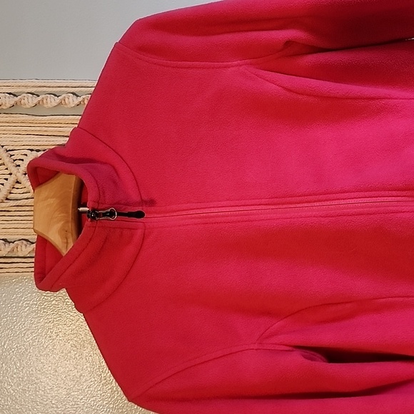 Large fleeced zip up jacket - Picture 2 of 4